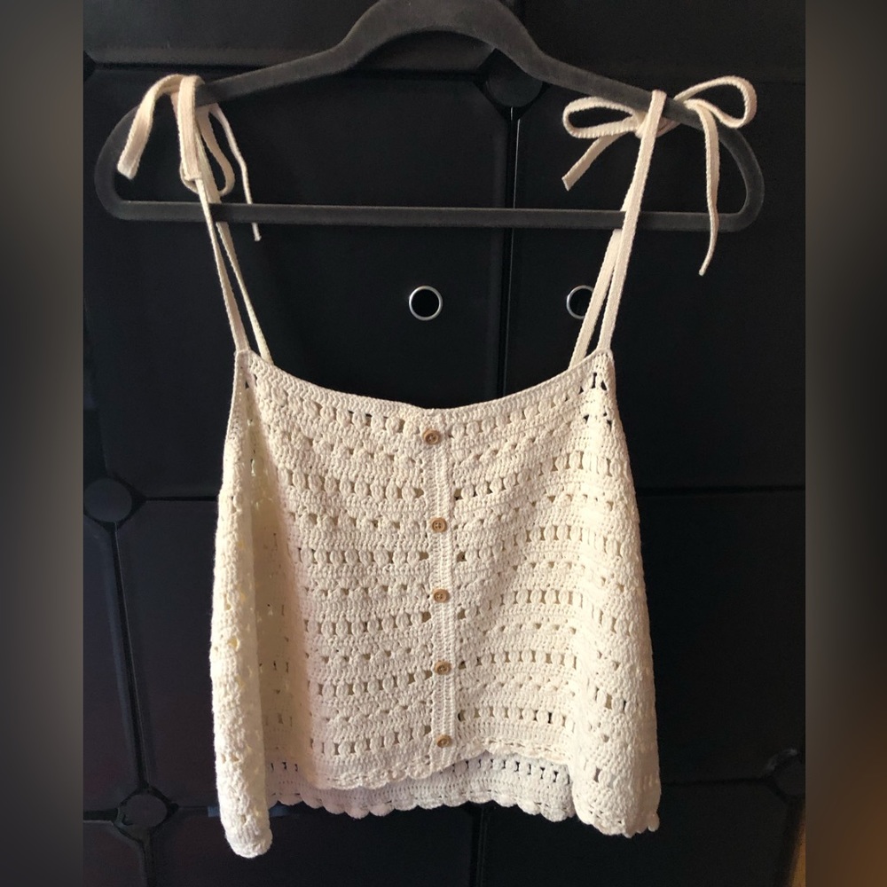 American Eagle crochet tank